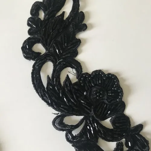 Applique perlé noir 25*7 cm
