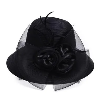 Capeline floral a grand bord en satin et crin
