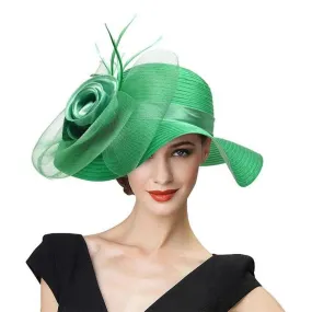 Capeline floral a grand bord en satin et crin