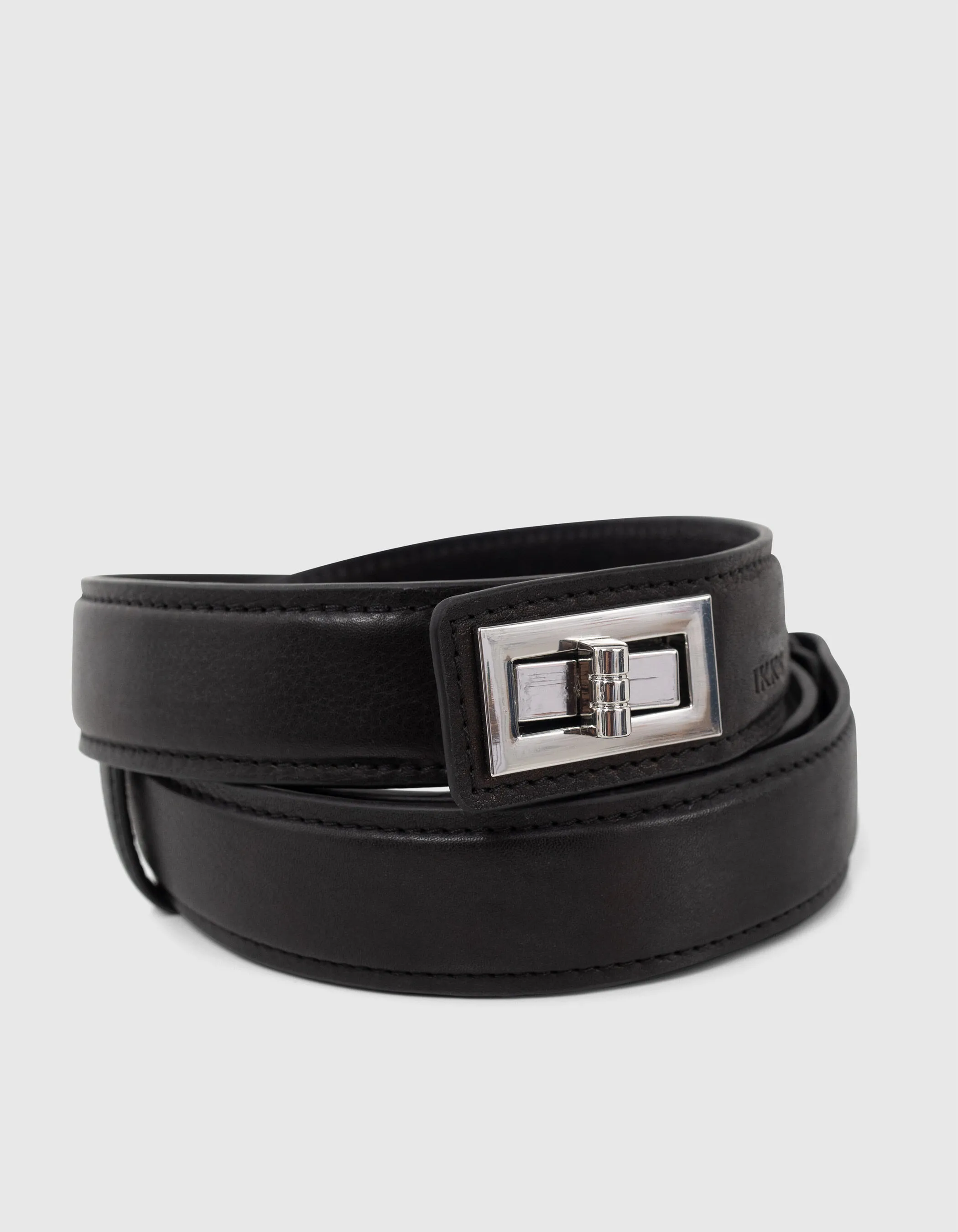 Ceinture noire cuir boucle tourniquet Femme