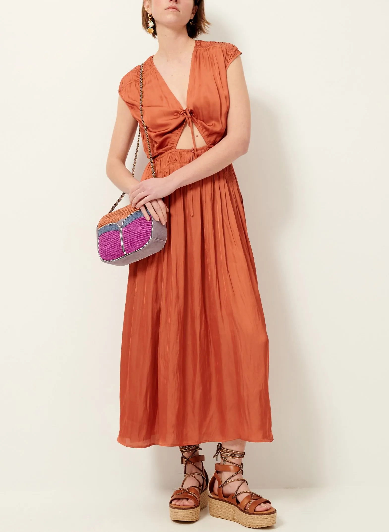 ROBE LONGUE COL V SATINéE VITTORIA - SESSUN pour FEMME | Printemps